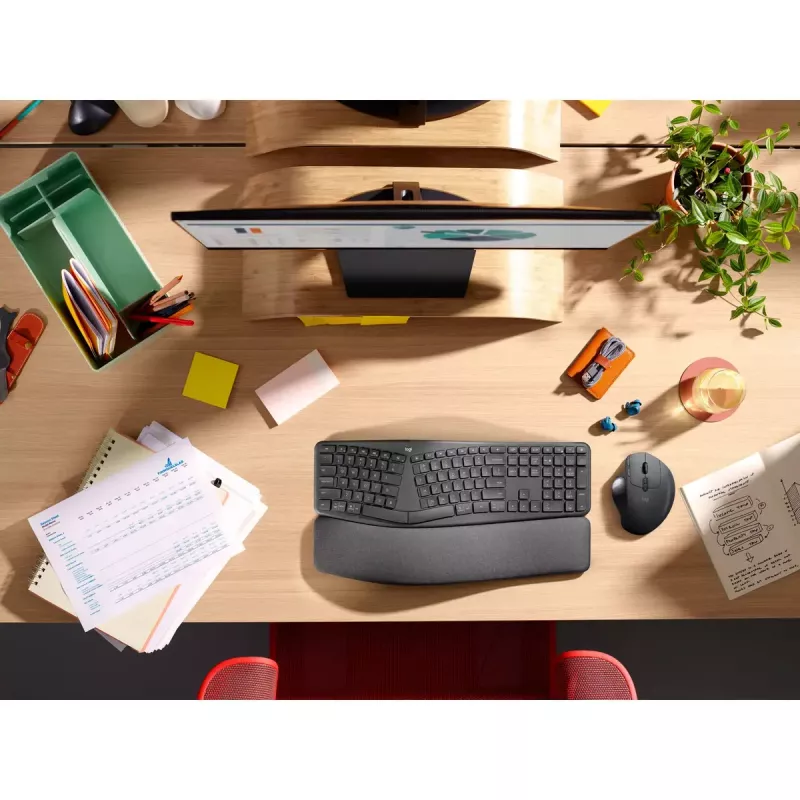 LOGITECH Ergo K860 - langaton jaettu näppäimistö Business Graphite Qwerty Pan Nordic