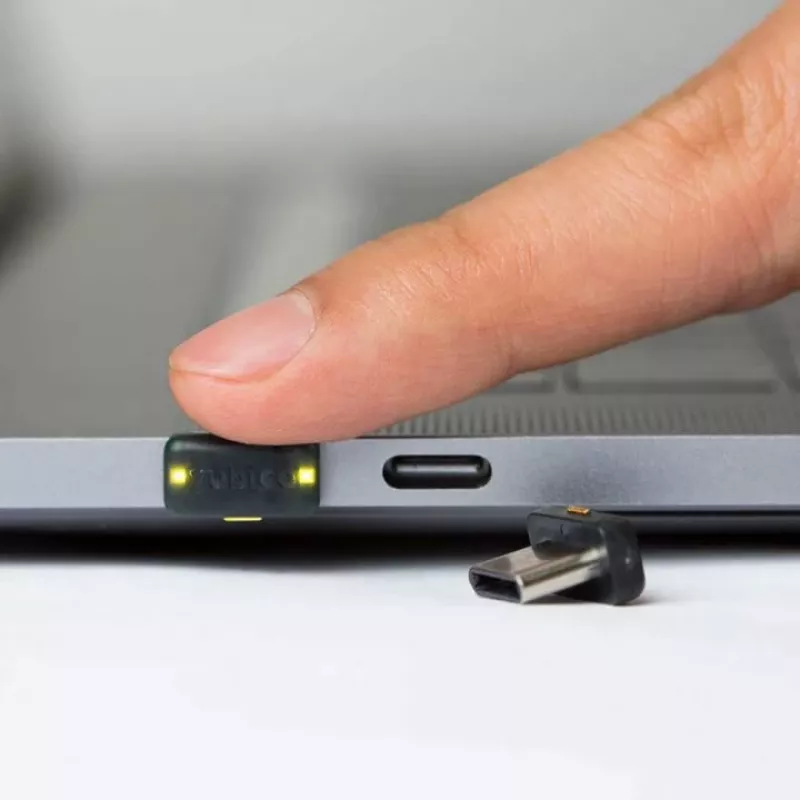 Turva-avain Yubico YubiKey 5C Nano
