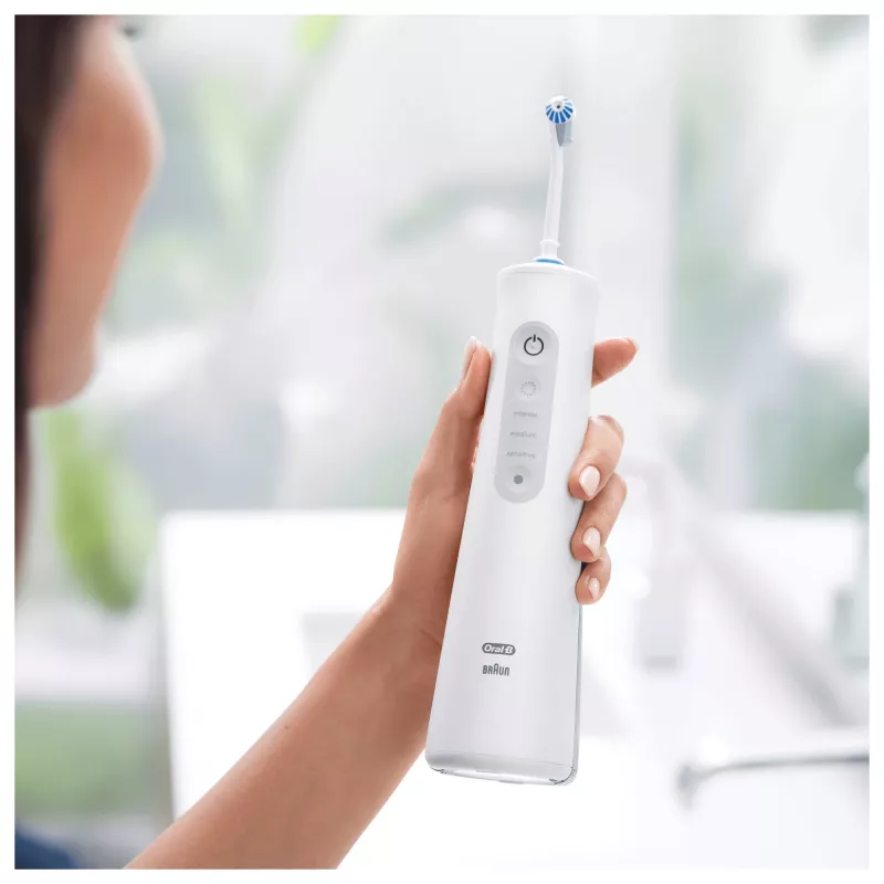 Oral-B AquaCare 6 Pro-Expert suihkuhammasharja 0,15 L