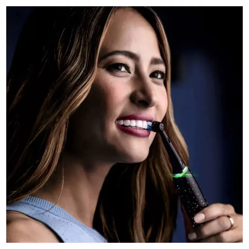 Oral-B iO Series 10 pyörivä-värähtelevä hammasharja aikuisille musta