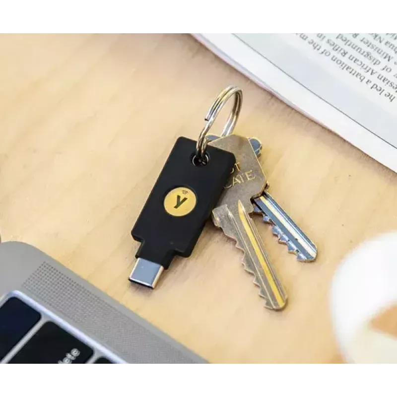 USB-muistitikku Yubico musta