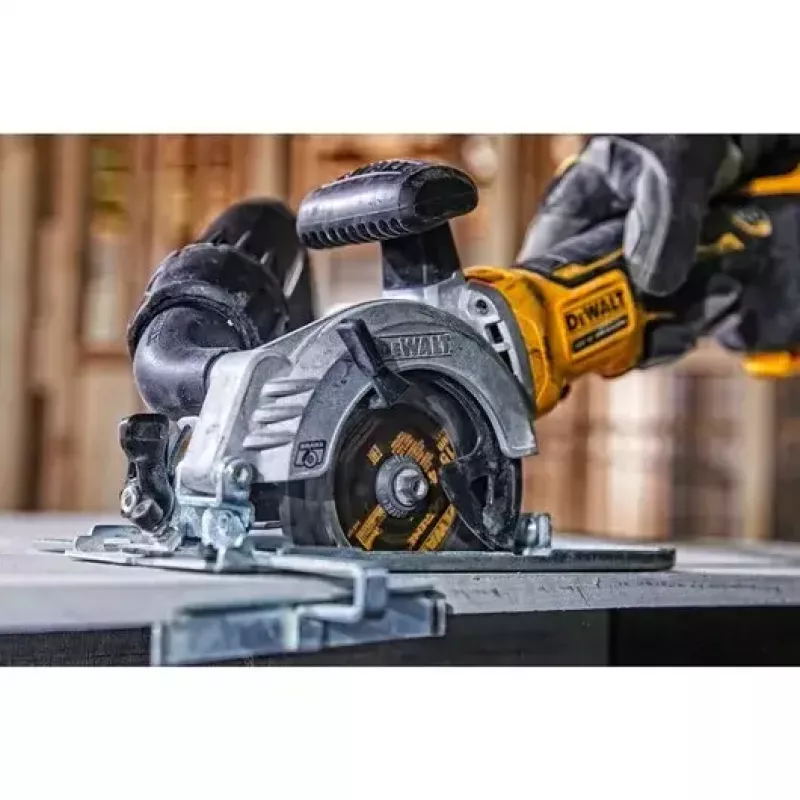Käsipyörösaha DeWALT DCS691N-XJ