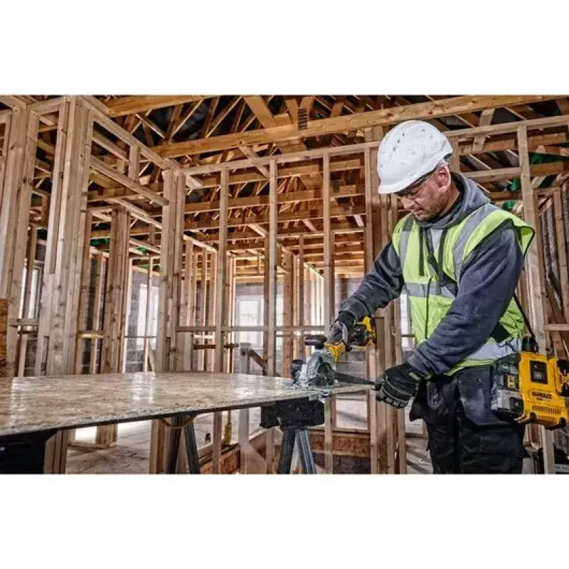 Käsipyörösaha DeWALT DCS691N-XJ