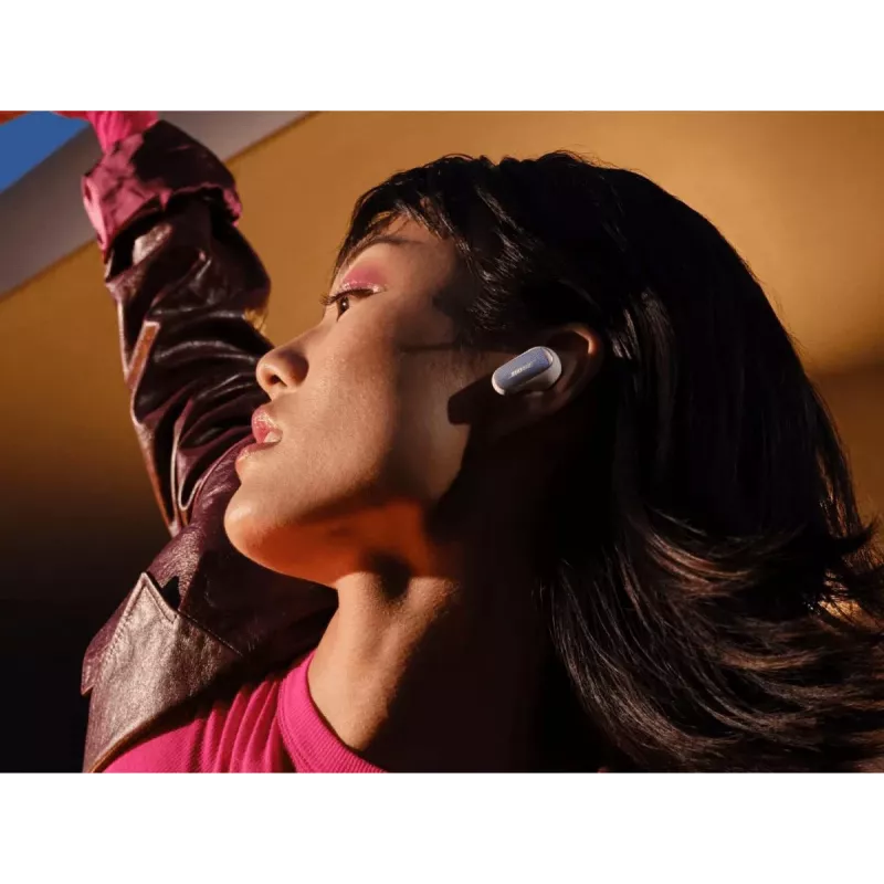 BOSE QuietComfort Ultra -nappikuulokkeet - stereo - Bluetooth - valkoinen