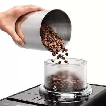De’Longhi Rivelia EXAM440.55.B täysautomaattinen espressokeitin 1,4 L