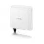 Zyxel Nebula FWA710 langaton reititin Multi-Gigabit Ethernet Dual-Band (2,4 GHz / 5 GHz) 5G valkoinen
