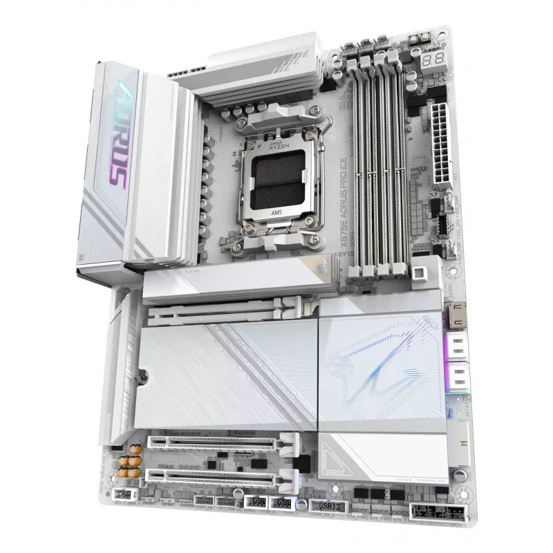 Emolevy GIGABYTE X870E AORUS PRO ICE — AMD X870E, kanta AM5, ATX, DDR5, 4×DIMM, Wi‑Fi 7, 2.5Gb LAN