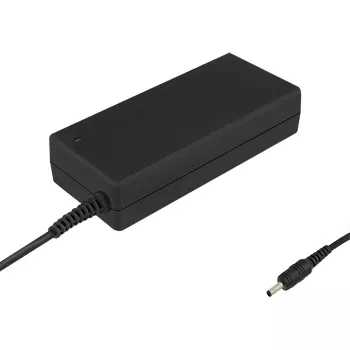 QOLTEC virtalähde 90W sisäkäyttö musta