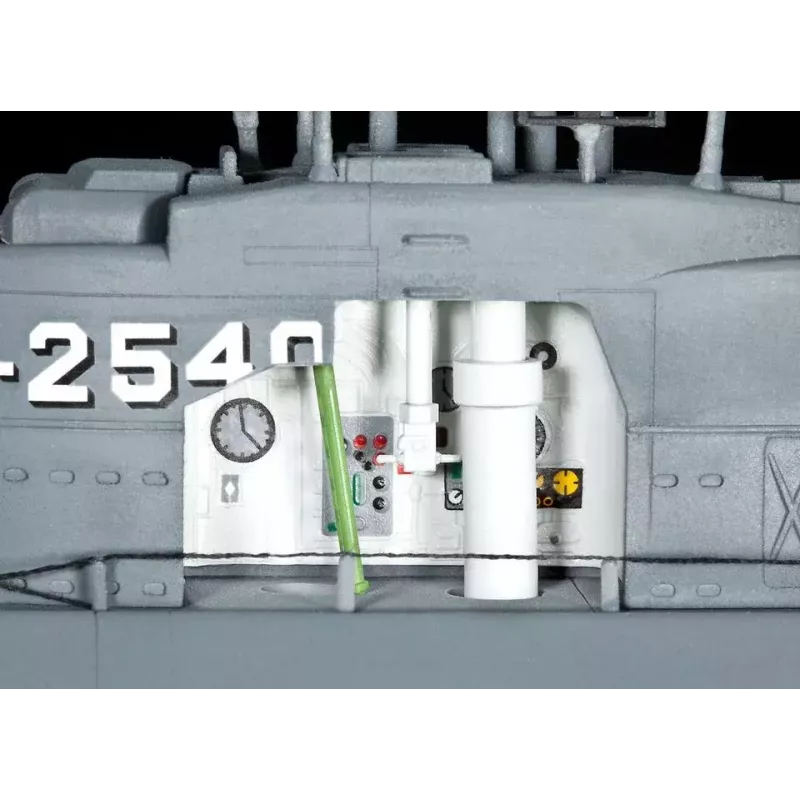 Sukellusvenemalli Revell sukellusvene Typ XXI U 2540 & Interieur