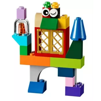 Rakennussarja LEGO Classic 10698 — 790 osaa, monivärinen, 33 väriä, sisältää vihreät peruslevyt ja lisävarusteet