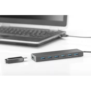 DIGITUS USB 3.0 -keskitin, 7 porttia sis. 5V/3,5A virtalähde, alumiinikotelo