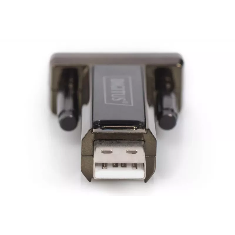 DIGITUS USB 2.0 -sarjaporttisovitin, DSUB 9M sis. USB A -kaapeli 80cm