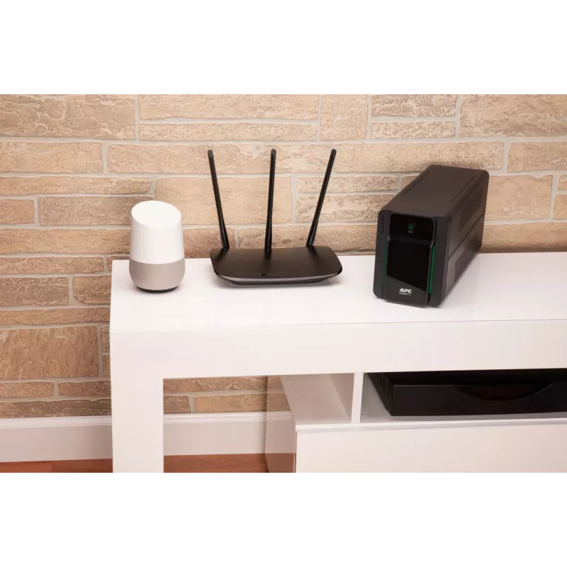 APC BVX700LI-GR keskeytymätön virransyöttö (UPS) Line-Interactive 0,7 kVA 360 W 2 AC-lähtöä