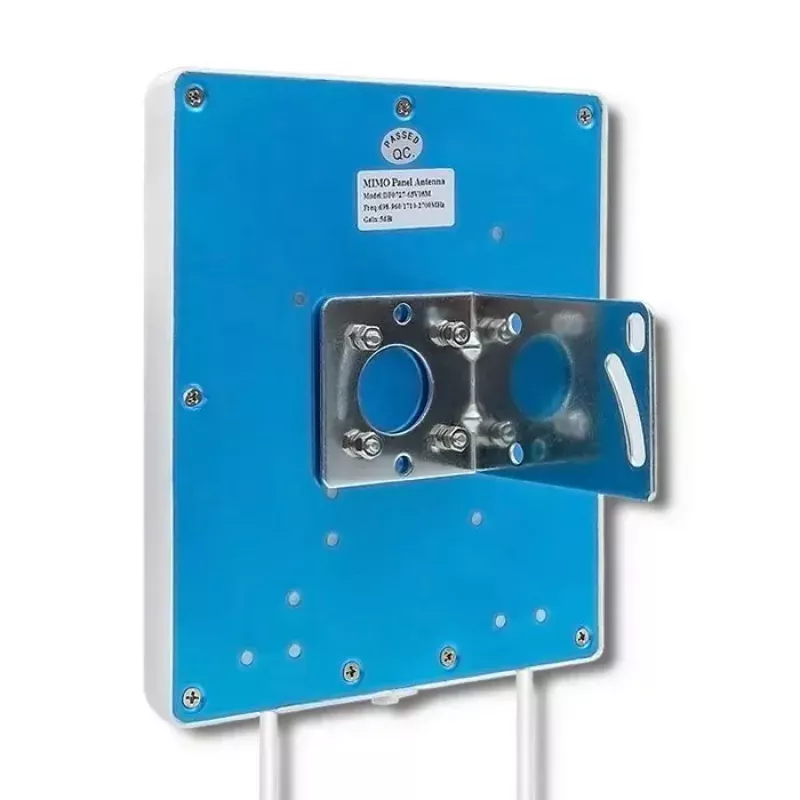 Ulko-4G LTE -antenni QOLTEC 57020 14 dBi — suunta-antenni mobiililaajakaistaan