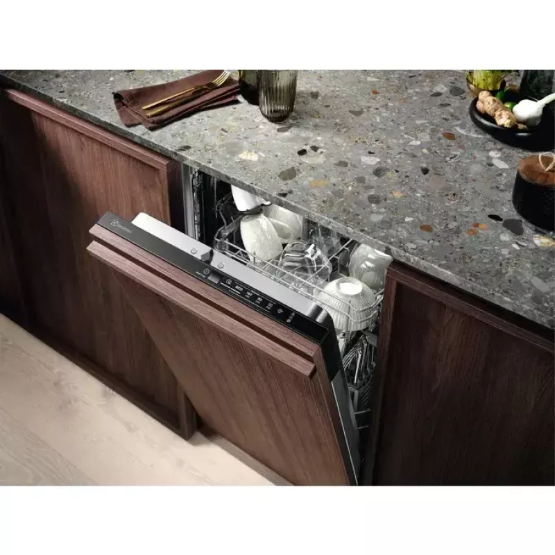 Kalusteisiin asennettava astianpesukone Electrolux EEA12100L — 9 astiastoa, 49 dB, 45 cm ohut