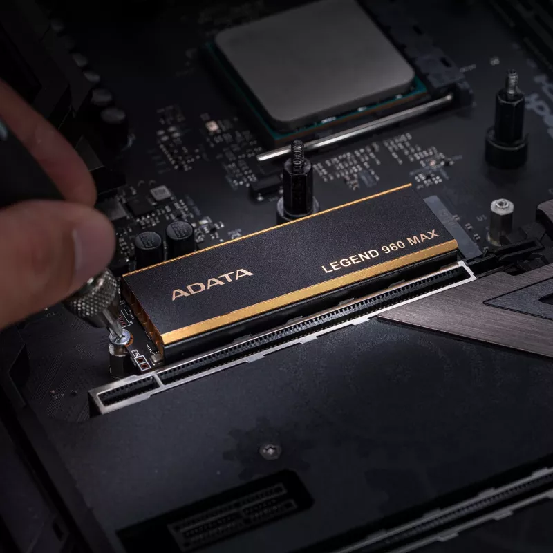 SSD-kiintolevy ADATA 2 TB M.2 PCI Express 4.0 NVMe LEGEND 960 MAX