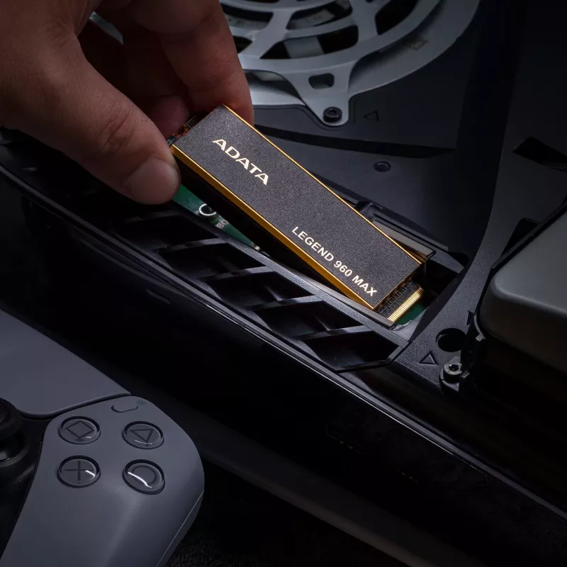 SSD-kiintolevy ADATA 2 TB M.2 PCI Express 4.0 NVMe LEGEND 960 MAX