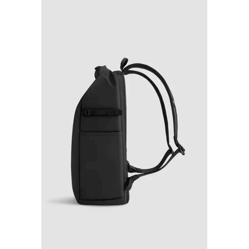 XD Design P706.2801 Urban Water Resistant varkaudenestoreppu, 20/26 l, 16 tuuman kannettavan tietokoneen tasku, musta