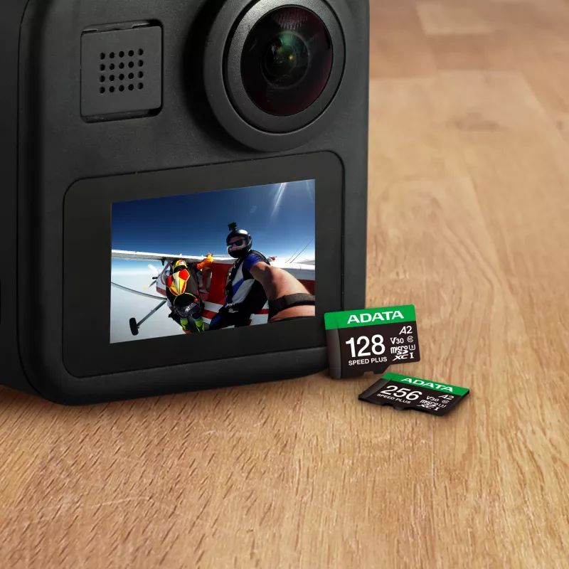 MicroSDXC-kortti ADATA Speed Plus 64 GB UHS Class 3 malli UD64GUI3V30A2SP-RA1