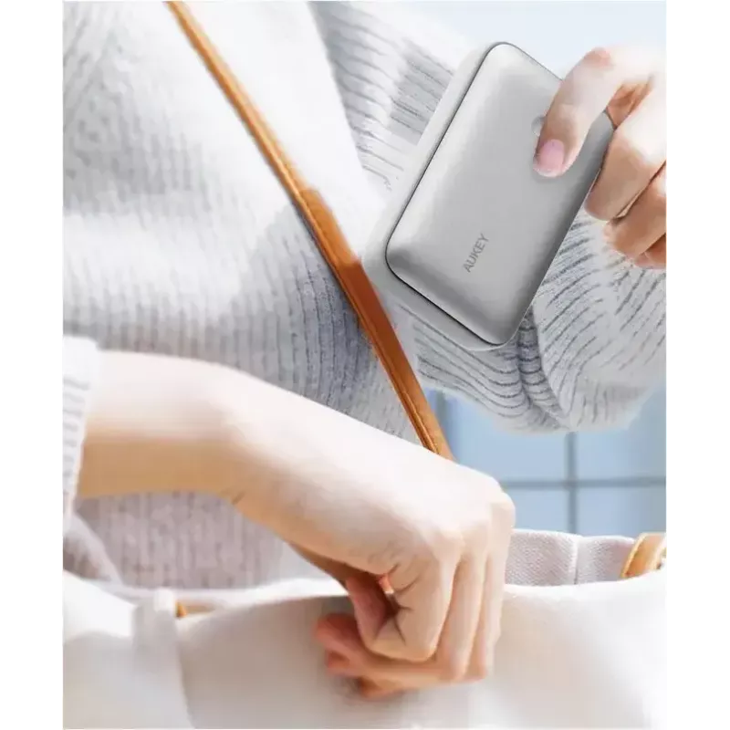 Kannettava varavirtalähde PB-Y57 Frozen White 2000mAh