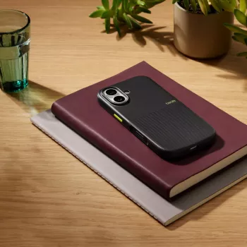 APPLE Beats iPhone 17 - jämäkkä kuori MagSafe-yhteensopiva ja kameran ohjaus - Everest musta