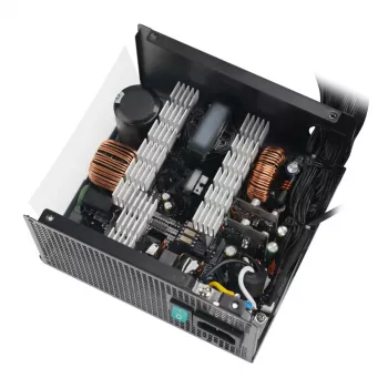 Virtalähde DeepCool PL750D 750 W ATX 3.0 80 PLUS Bronze, 120 mm:n tuuletin, 20+4-pin, musta