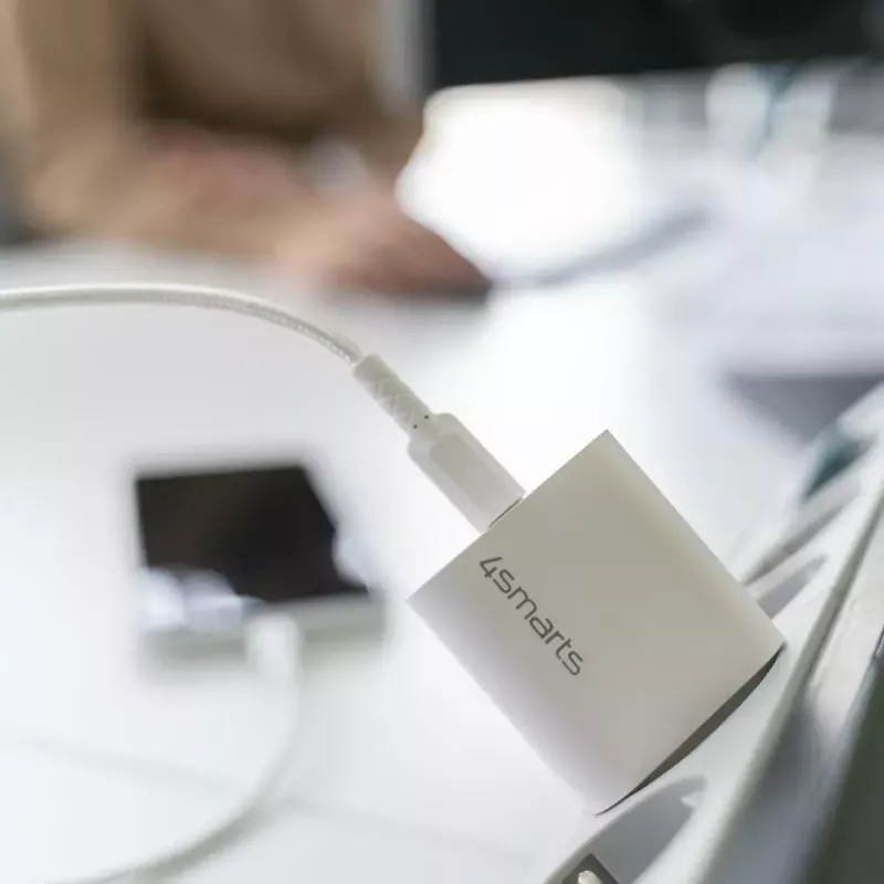 Sisälaturi 4smarts 465575 yleinen valkoinen USB