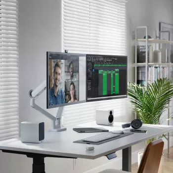 ALOGIC pöytänäyttö – Clarity Max Pro – 32