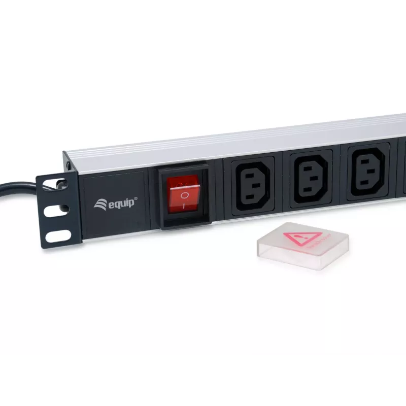 Equip 333310 virranjakoyksikkö (PDU) 8 AC-lähtöä 1U musta