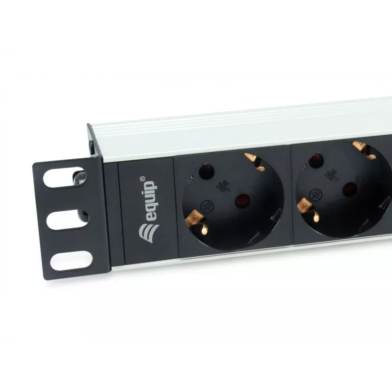 Equip 333311 virranjakoyksikkö (PDU) 4 AC-lähtöä 1U musta, hopea