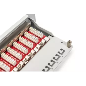 DIGITUS CAT6A patchpanel, suojattu, 12-porttinen merkintäkenttä, 1U, 10 tuuman rack-asennus, harmaa RAL 7035