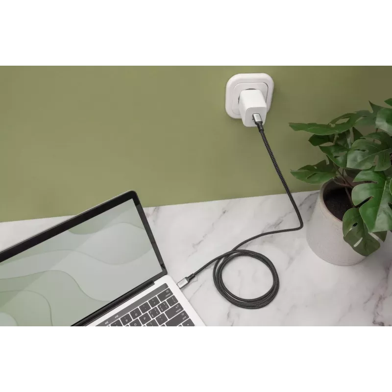 DIGITUS USB 4 liitäntäkaapeli. tyyppi C - tyyppi C. alumiinikotelo PP-punos 4K@60Hz. PD3.0. 20Gbit/s. 3m. musta