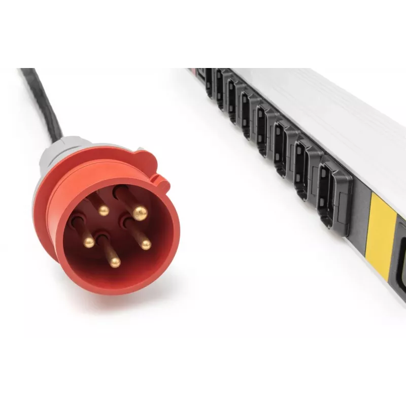 DIGITUS IT BASIC PDU. 3PH. 16A. 24 x C13. 3 x C19 pystysuora. 3 m kaapeli. IEC309 3Ph-16A pistoke