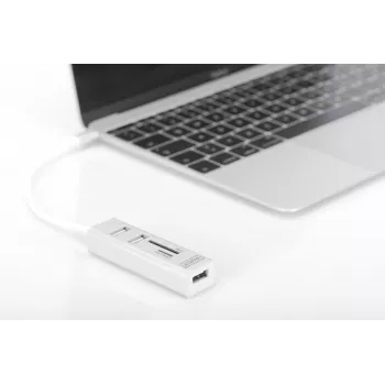 DIGITUS USB 2.0 Type-C -keskitin kortinlukijalla 3x USB 2.0. 1x SD, 1x MicroSD -liitäntä alumiinikotelo