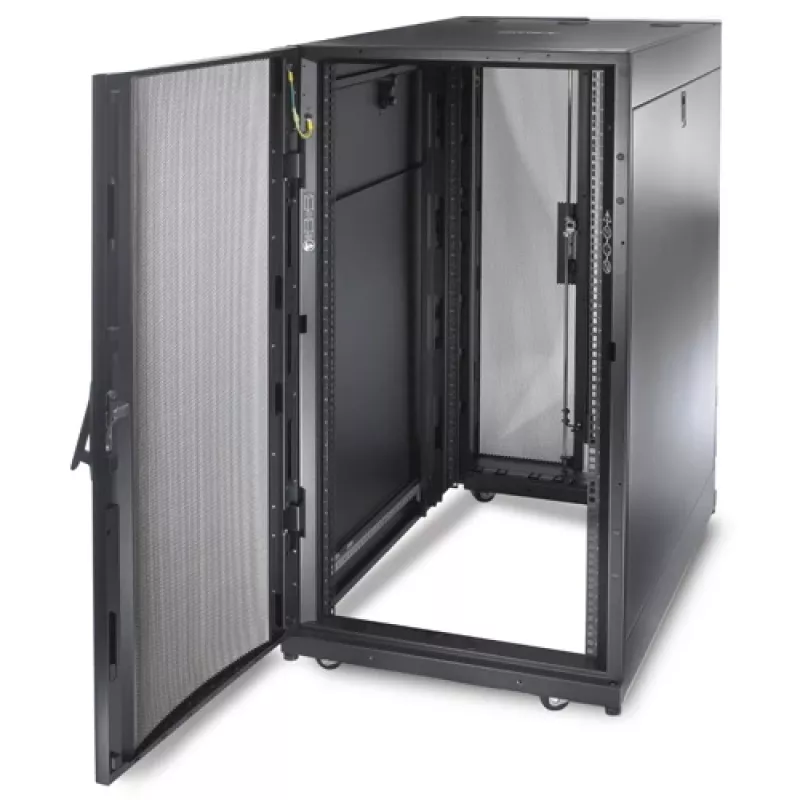 APC AR3104 NetShelter SX palvelinkaappi, 24U, 19 tuumaa, 1198 x 600 x 1070 mm (K x L x S), musta