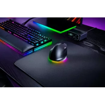 RAZER Pro Click V2 Vertical Mouse langaton / johdollinen musta