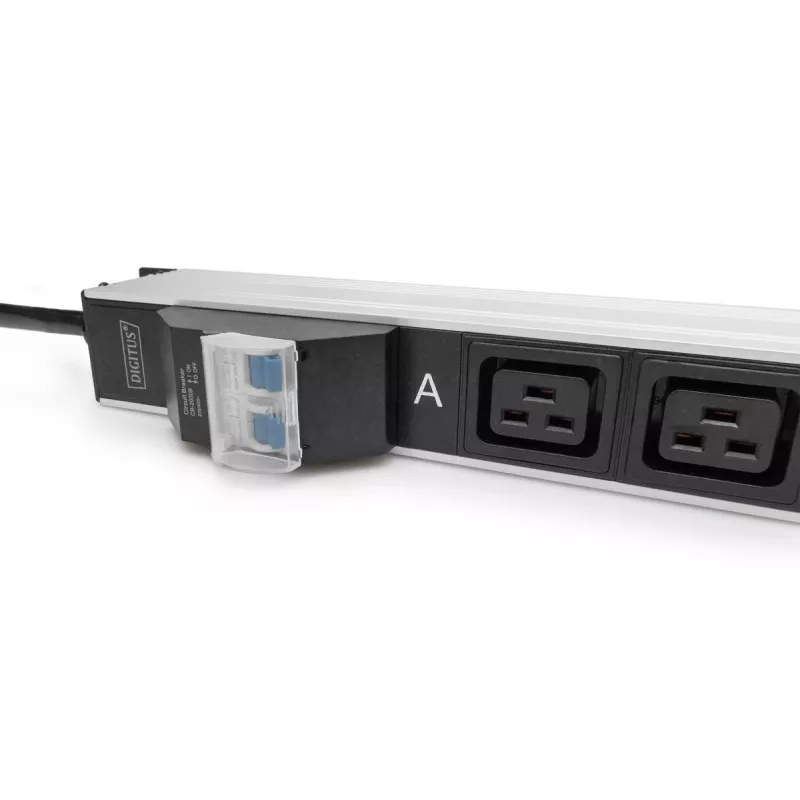 DIGITUS IT BASIC PDU. pystysuora. 32A. 24 x C13. 4 x C19