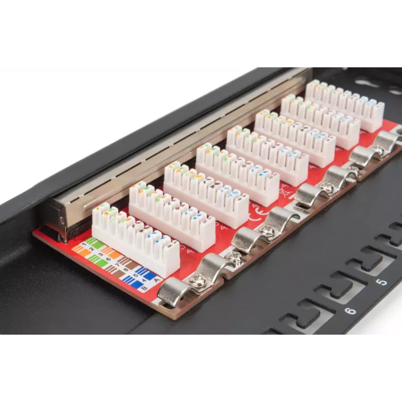 DIGITUS patch-paneeli CAT6A suojattu, 8-porttinen 1/2U, 10