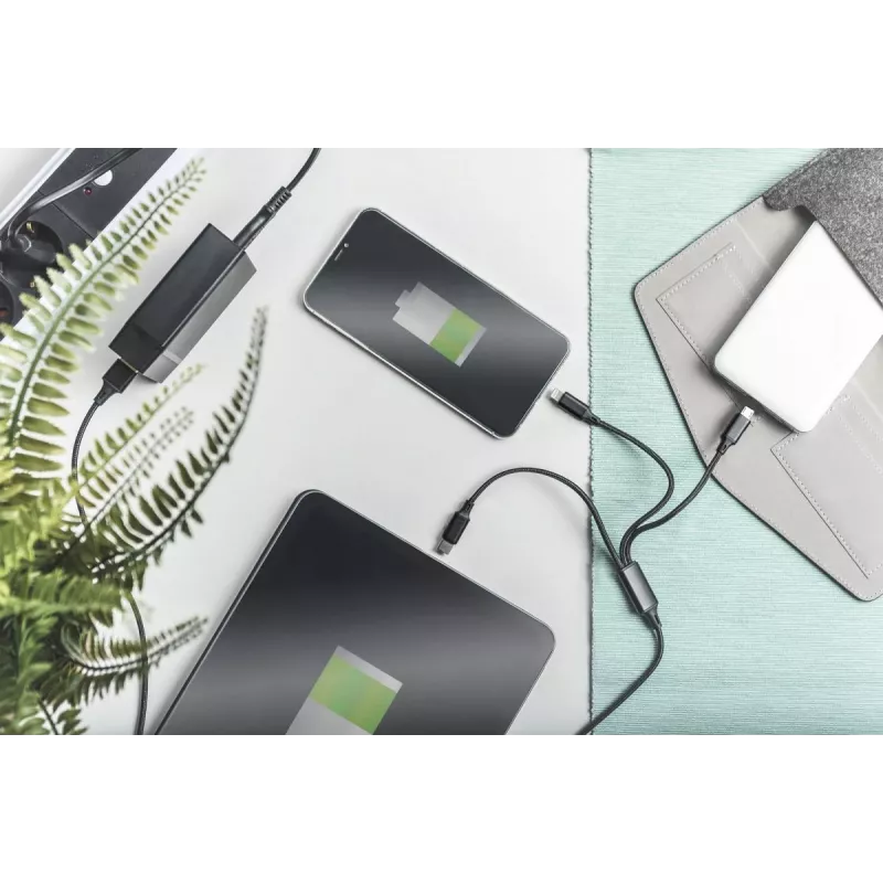 DIGITUS 3-in-1-latauskaapeli USB-A – Lightning + Micro-B + Type-C 1 m