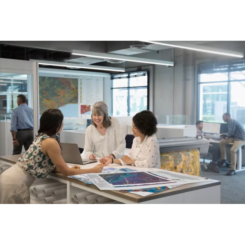 HP Designjet Z6dr 44-in PostScript tulostin V-leikkurilla