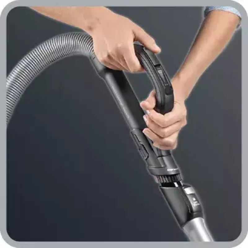 Rowenta Silence Force RO7473 4,5 L lattiapölynimuri kuiva 400 W pölypussi