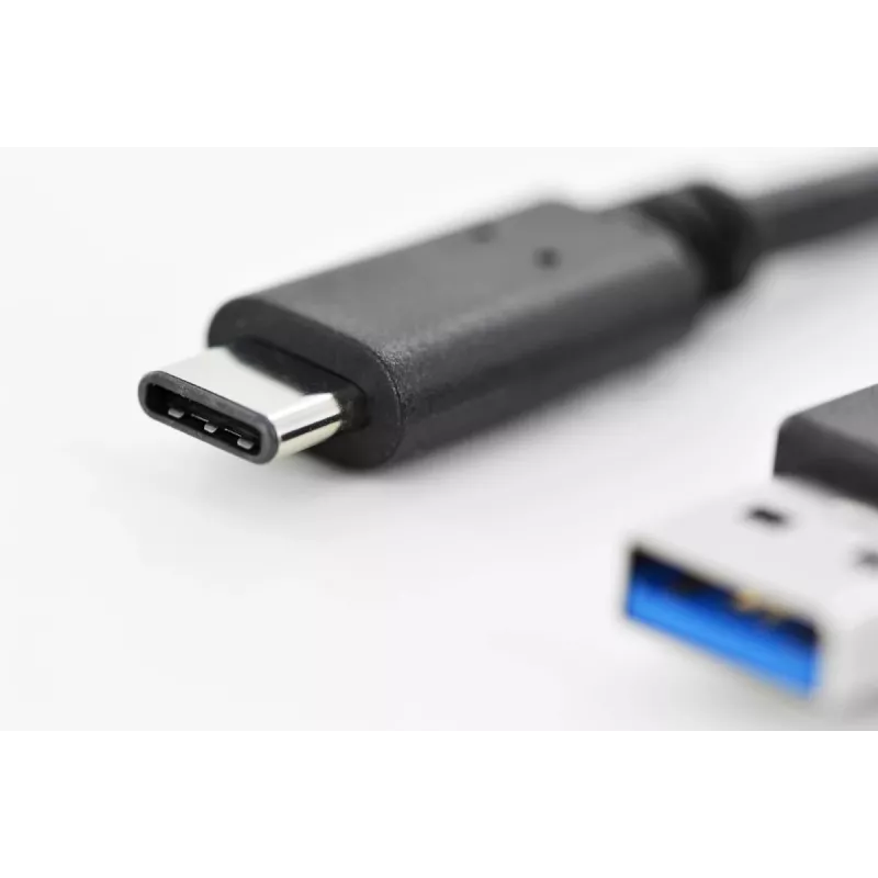 DIGITUS ASSMANN USB Type-C liitäntäkaapeli, Type-C - A M/M, 1m Super Speed musta