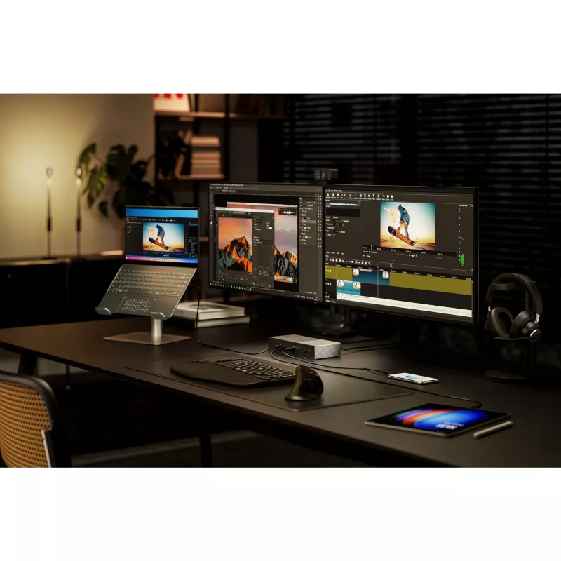 Kensington SD5000T5 EQ Thunderbolt 5 Triple 4K telakointiasema 140W PD - Windows/macOS