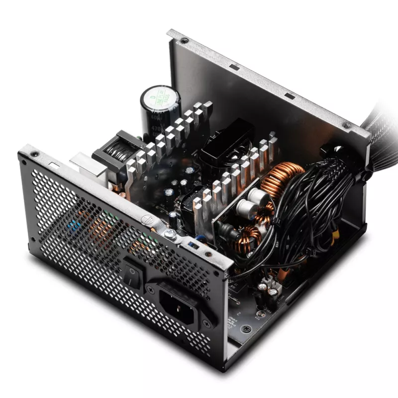 XPG PYLON 650W virtalähde, 650 W, 100 - 240 V, 50 - 60 Hz, 8/4 A, aktiivinen, 110 W