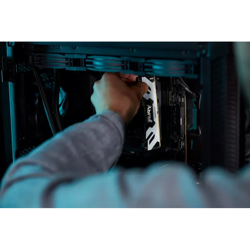 Kingston Technology FURY 32GB 6400MT/s DDR5 CL32 DIMM (2 kpl:n pakkaus) Renegade Silver