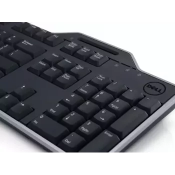 Näppäimistö DELL KB813 yleiskäyttöön USB QWERTZ German musta