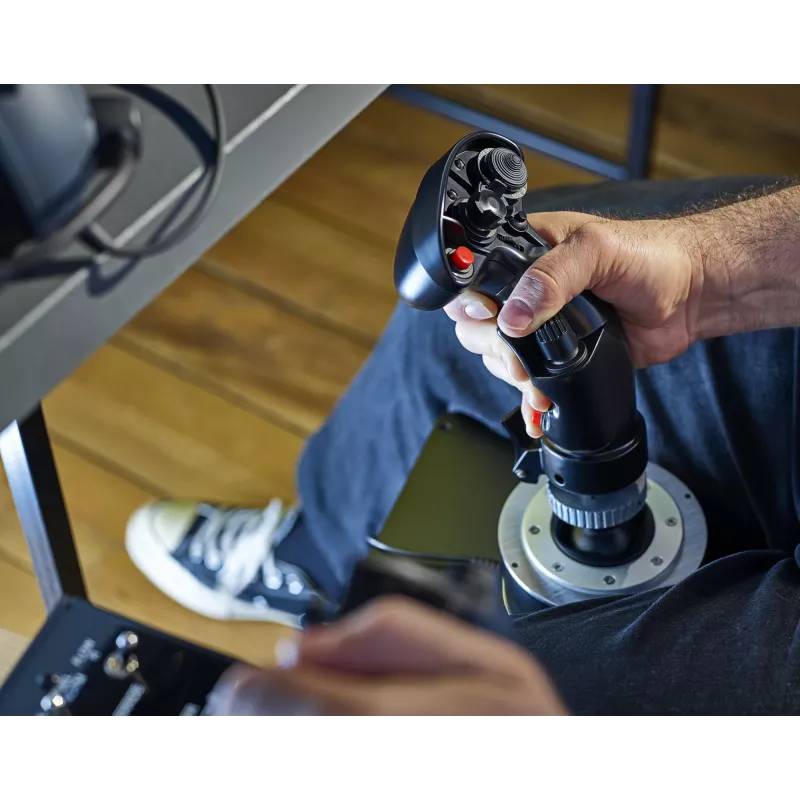 Thrustmaster F/A-18C Hornet HOTAS musta joystick