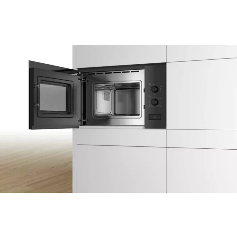 Kalusteisiin asennettava Solo-mikroaaltouuni Bosch Serie 4 BFL520MB0 — 800 W, 20 l, kiertosäädin, musta