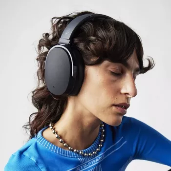 Kuulokkeet Skullcandy Hesh ANC — korvakuulokkeet johdollinen & langaton, Bluetooth 5.0, ANC, USB-C, 22 h akunkesto, 3,5 mm, musta