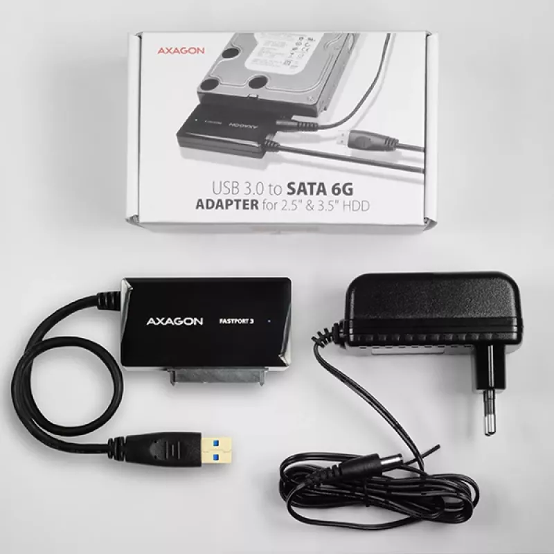 Axagon ADSA-FP3 USB 3.0 - SATA 6G -adapteri kaikkien SATA-kiintolevyjen ja -asemien liittämiseen